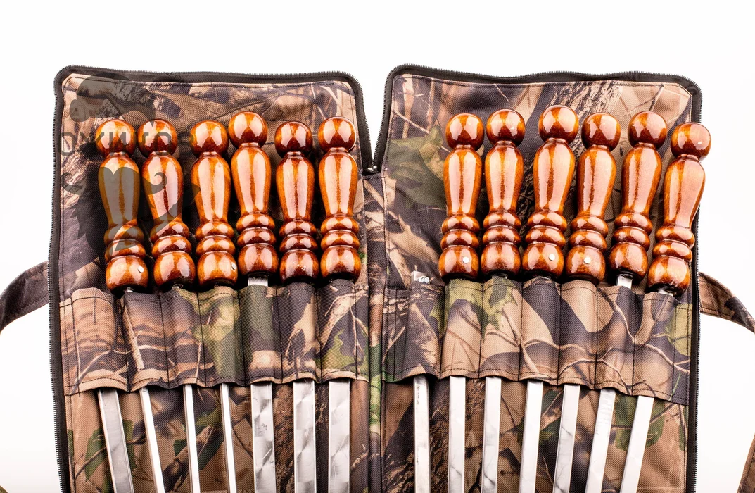 Набор шампуров в чехле на молнии